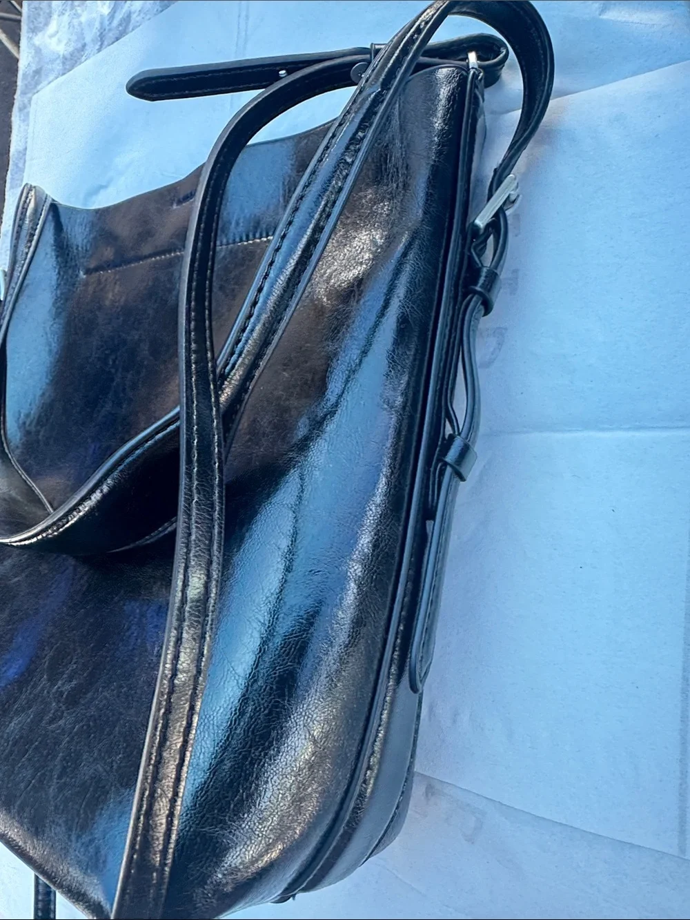 Zara Black Patent Shoulder Bag with Front Zip Pocket - Picture 5 of 9